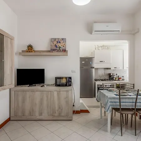 Casa Tolly - Happy